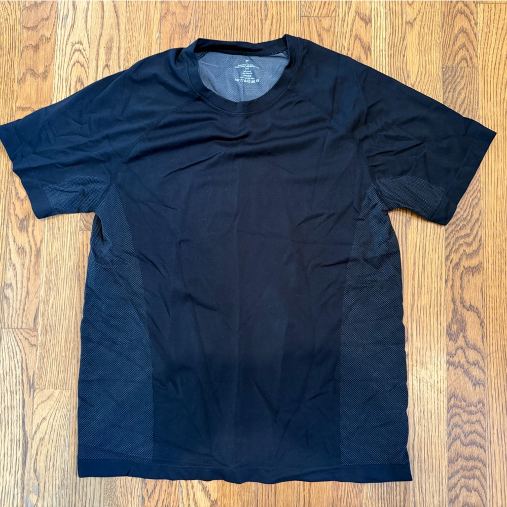 Fabletics Black Short Sleeve Tee